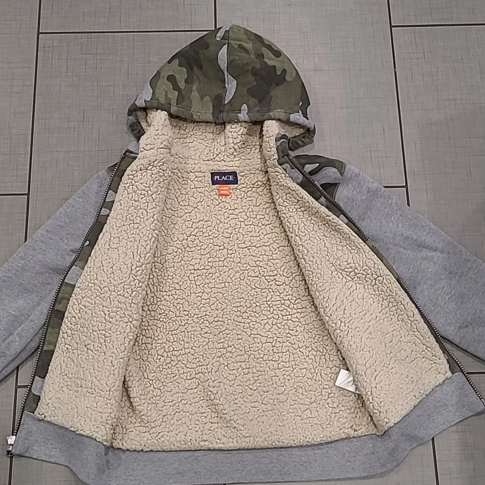 Camo Fleece Sweatshirt 7/8